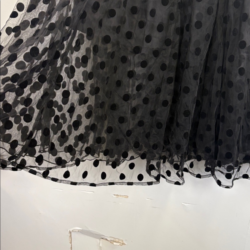 New York & Company Black Polka Dot Overlay Skirt/ Size Medium - Picture 9 of 9